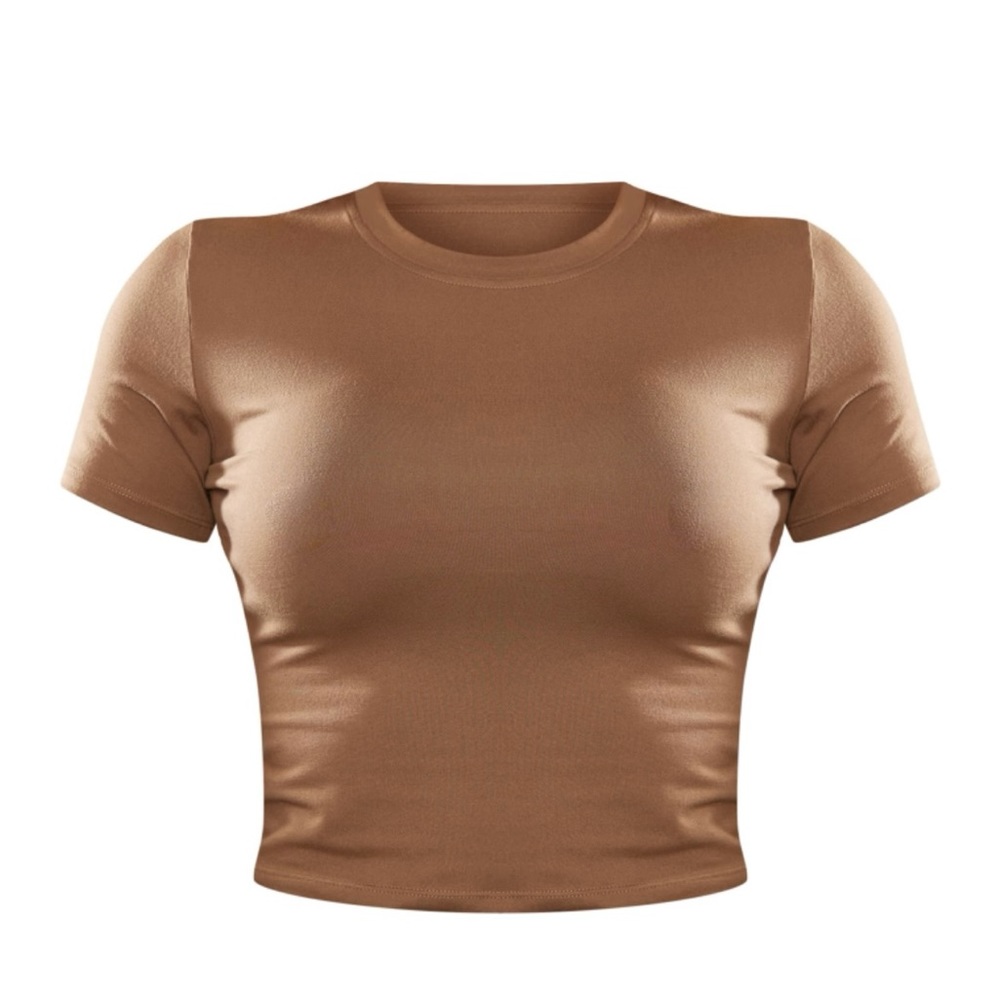 PRETTYLITTLETHING Caramel Sculpt Short Sleeve Gym Top SIZE 6 *NEW*